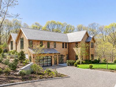 21 Ocean Pkwy, East Hampton, NY, 11937
