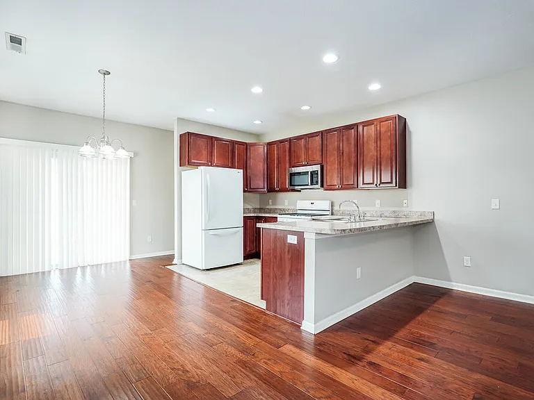 4001 Blue Mountain Cir — Photo 7