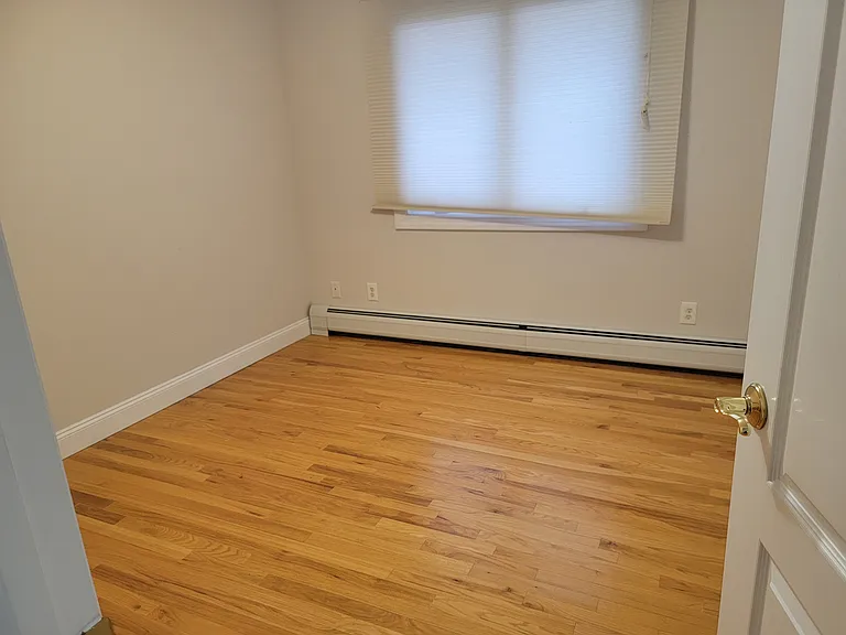 50A E Edsall Ave — Photo 9