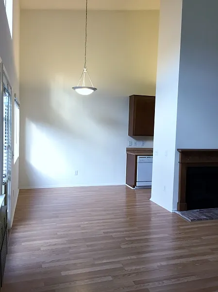 1 bed, 1.0 bath, $2,995 — Photo 2
