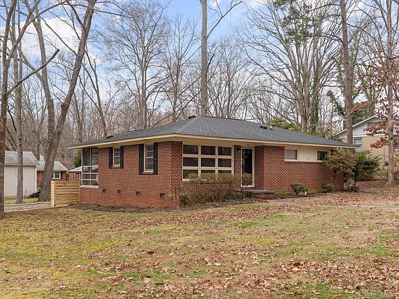 2nd image of 2801 Wynnewood Dr
