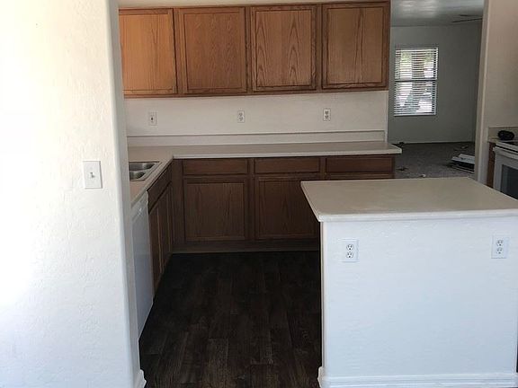 3rd image of 4736 N 93rd Dr
