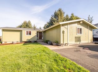 12290 NE Coos St, Newport, OR 97365