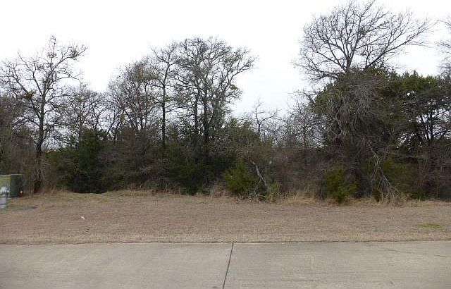 1st image of 1511 Cypress Bend Dr