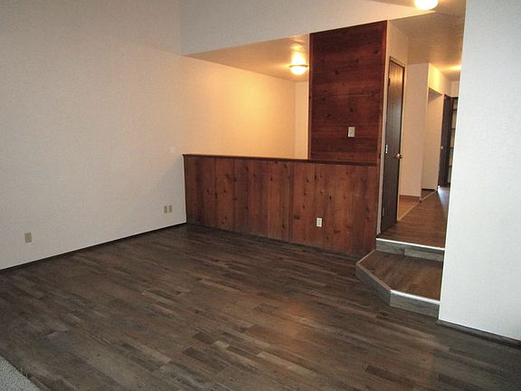 3rd image of 4484 Campbell Dr SE