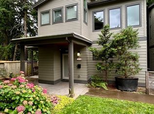 7662 SE Sherman Ct, Portland, OR 97215