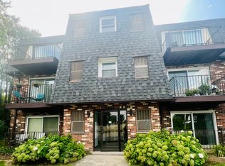 11760 S Ridgeland Ave APT 2D, Worth, IL 60482