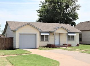 504 N Bradley St, Weatherford, OK 73096