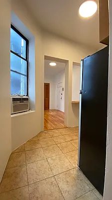 Rented by Compass | media 17