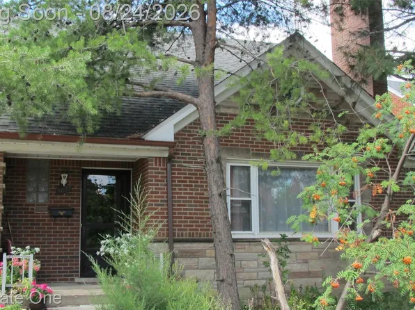 5037 Maple St, Dearborn, MI 48126