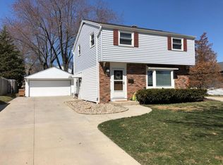 3857 S 95th St, Milwaukee, WI 53228