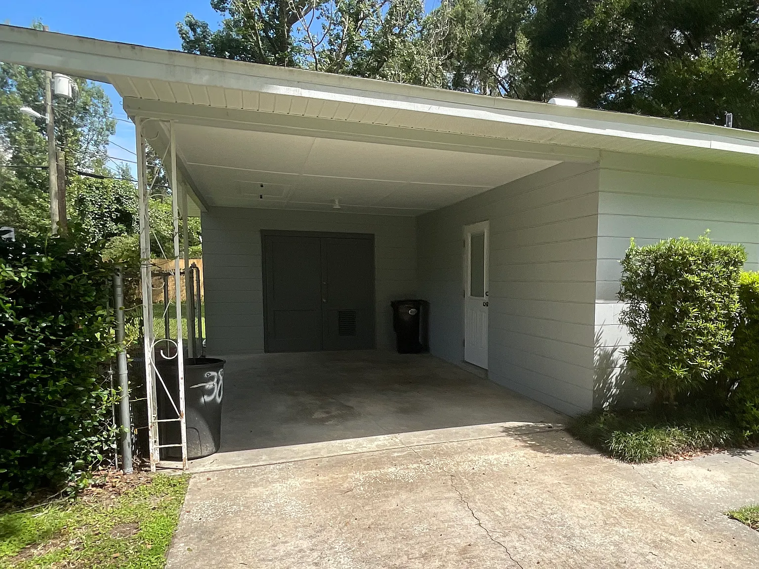 3 bed, 1167 sqft, $1,900 — Photo 4