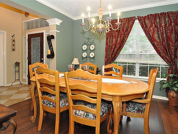 4th image of 4926 Berry Knoll Ct