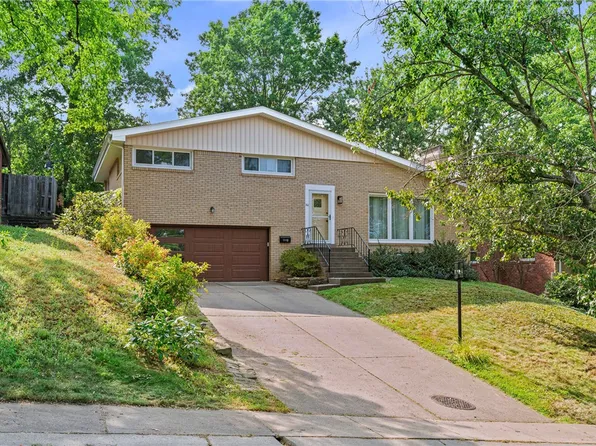 1112 Sunrise Dr, Pittsburgh, PA 15243