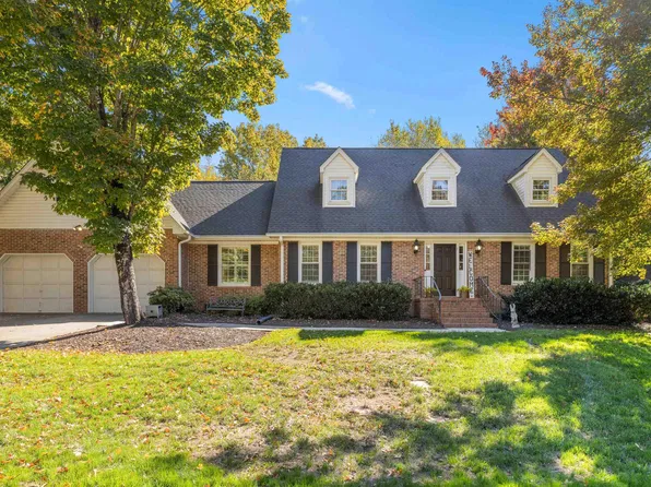 409 Sweetwater Rd, Greer, SC 29650