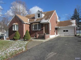 87 Charles St, Dumont, NJ 07628