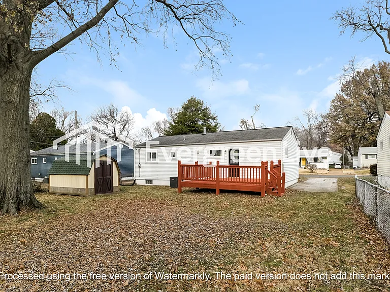 1070 Ozment Dr — Photo 15