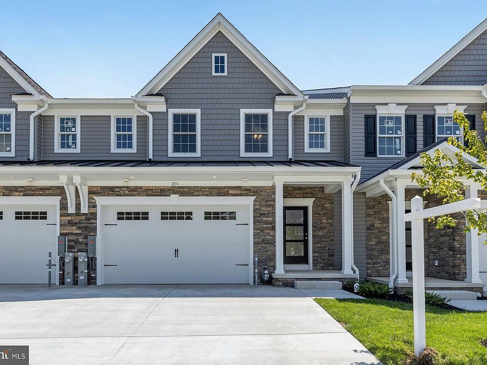 1st image of 1711 Botanical Ct #10