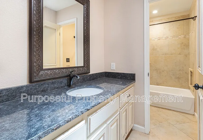 9204 Aaron Dr — Photo 21