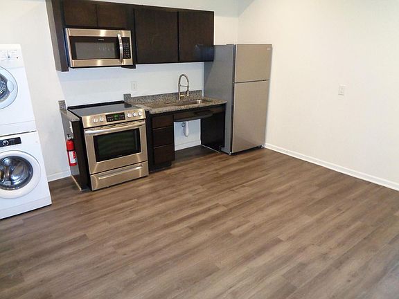 4th image of 1964 Murchison Dr #1B