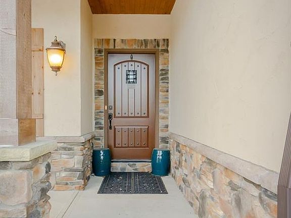 3rd image of 4269 Saint Francis Ct