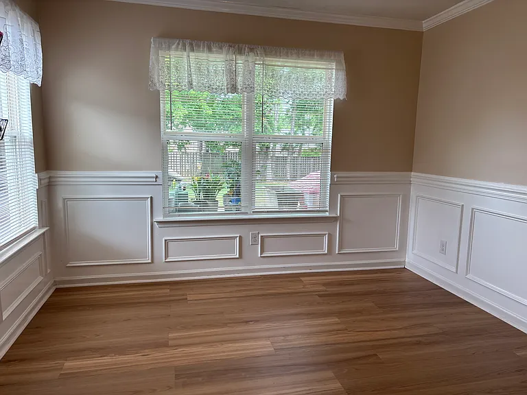 3152 Alexandria Dr — Photo 3