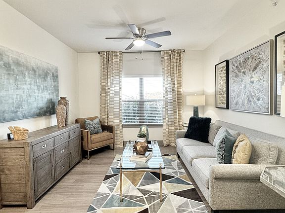 3rd image of 501 Panther Hollow Dr #8205