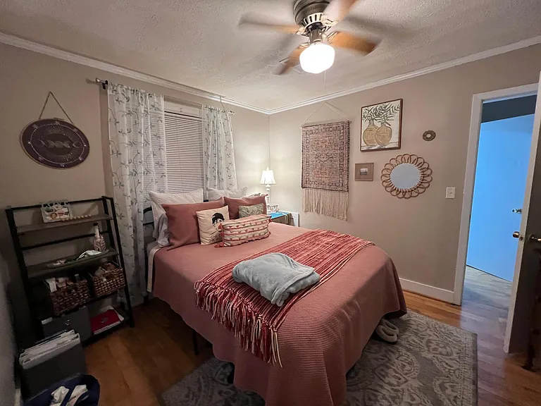 16 Lindbergh Blvd — Photo 6