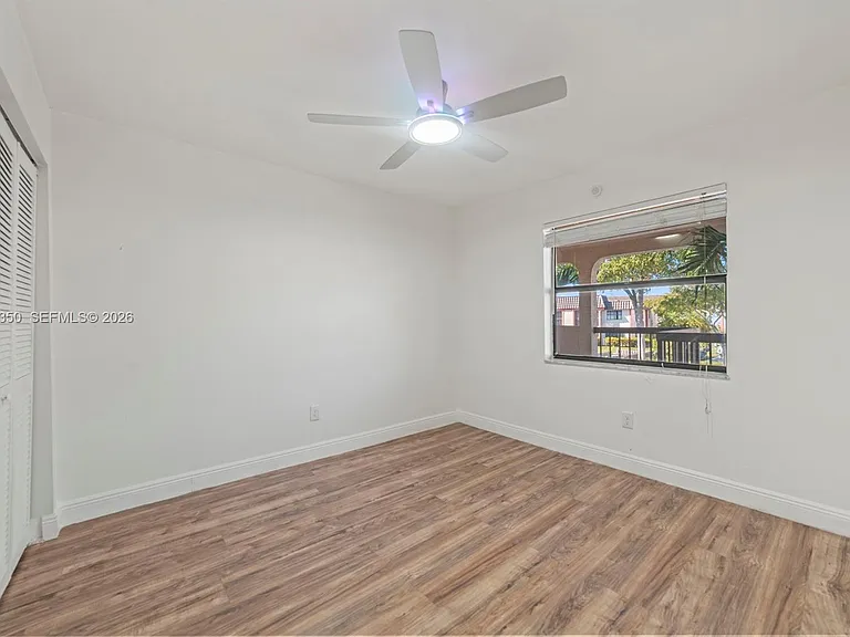 880 NE 207th Ter #20210 — Photo 8