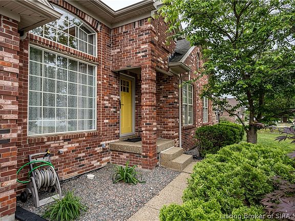 2nd image of 11901 Columbus Parkway