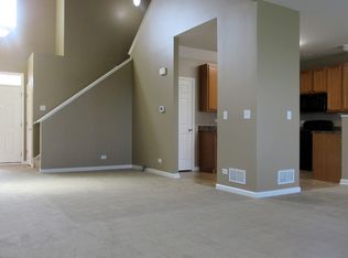 9950 Williams Dr, Huntley, IL 60142