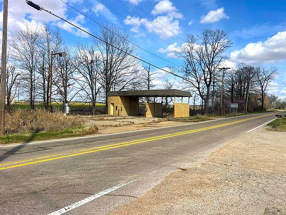 2nd image of 0 Front St