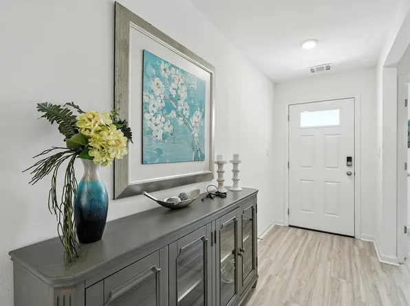 Villas at Oak Bend - Home Rentals