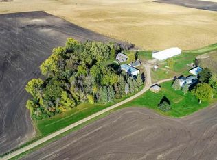 57272 422nd St, New Ulm, MN 56073