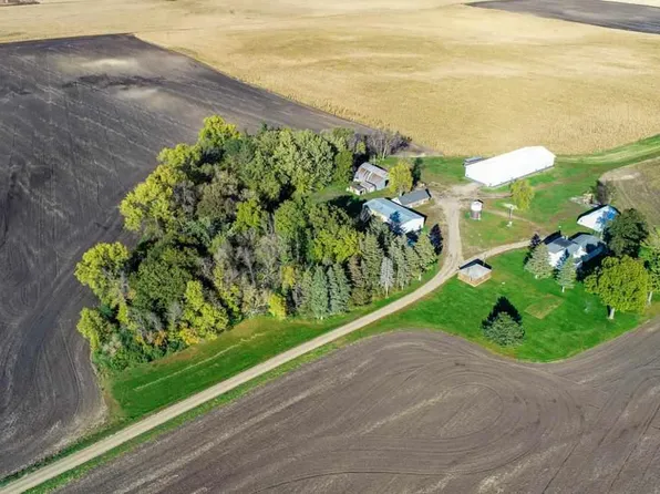 57272 422nd St, New Ulm, MN 56073