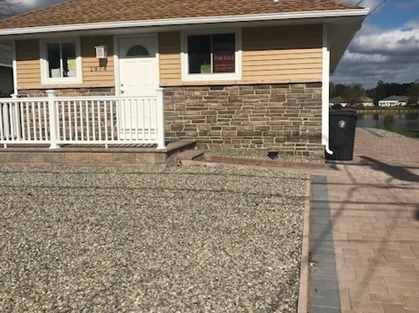 1974 Hovsons Blvd, Toms River, NJ 08753