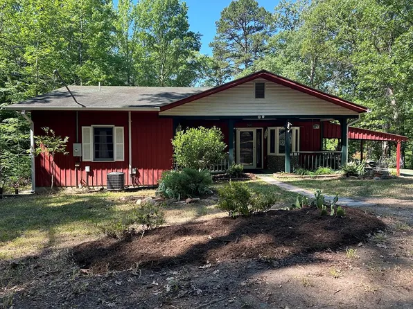 364 Pocahantas Ln, Clarksville, VA 23927