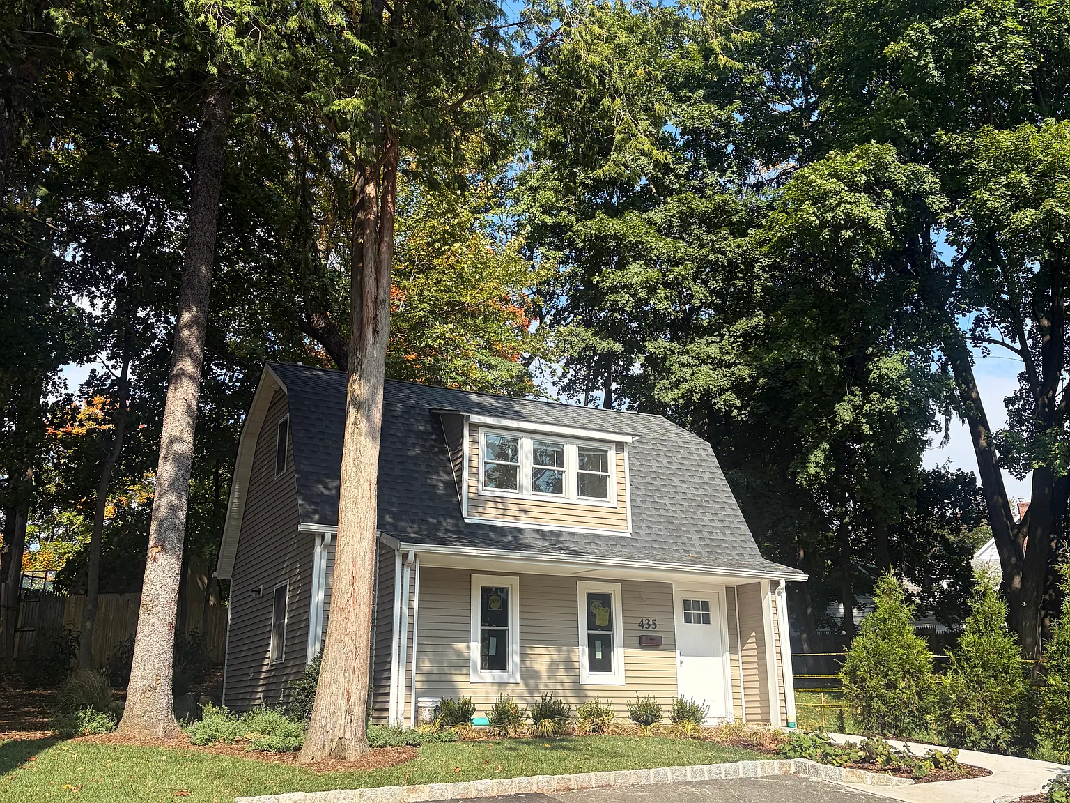 1 bed, $2,850 — Photo 1