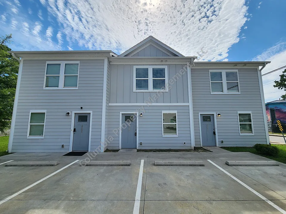 3751 Montgomery Ave
