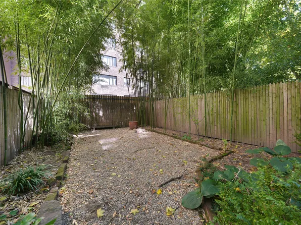 507 East 84th Street image 32 of 38