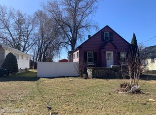 744 Watervliet Shaker Rd, Latham, NY 12110