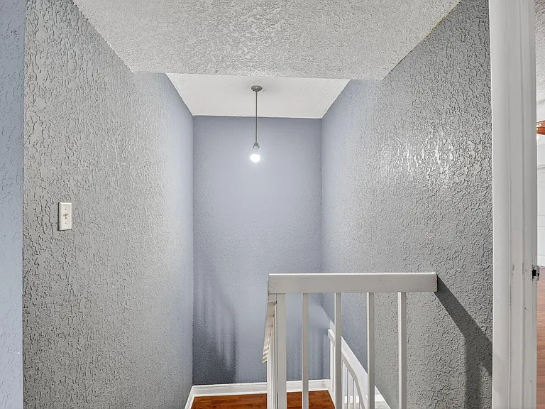 320 Woodland Rd — Photo 26