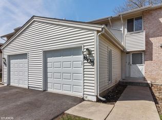 605 Hughes Pl #605, Bolingbrook, IL 60440