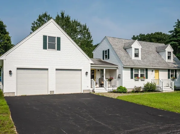 477 Stockdale Circle, Rollinsford, NH 03869