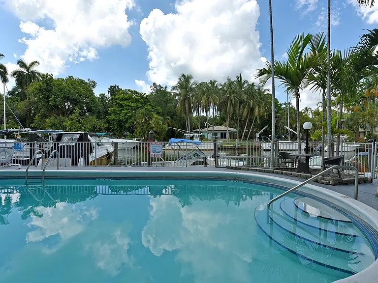 TAKE A SPLASH IN OUR SPARKLING POOL_