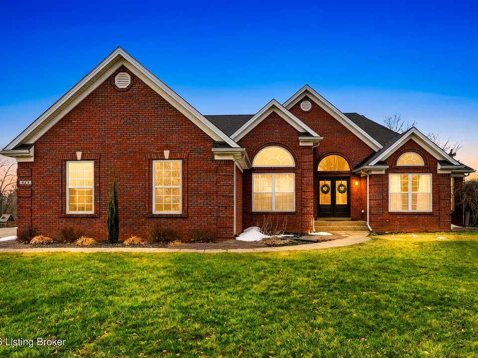 1st image of 325 Kingswood Dr