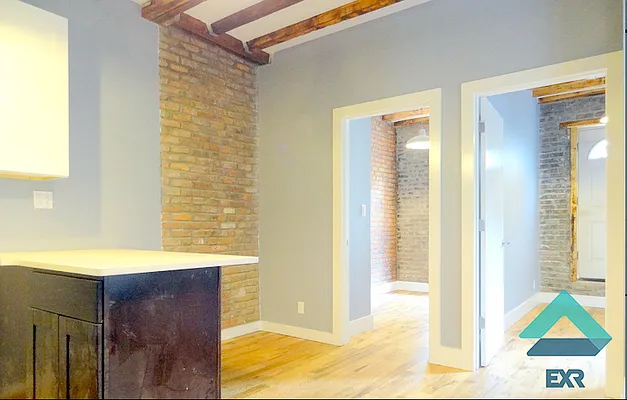 Rented by EXR | media 9