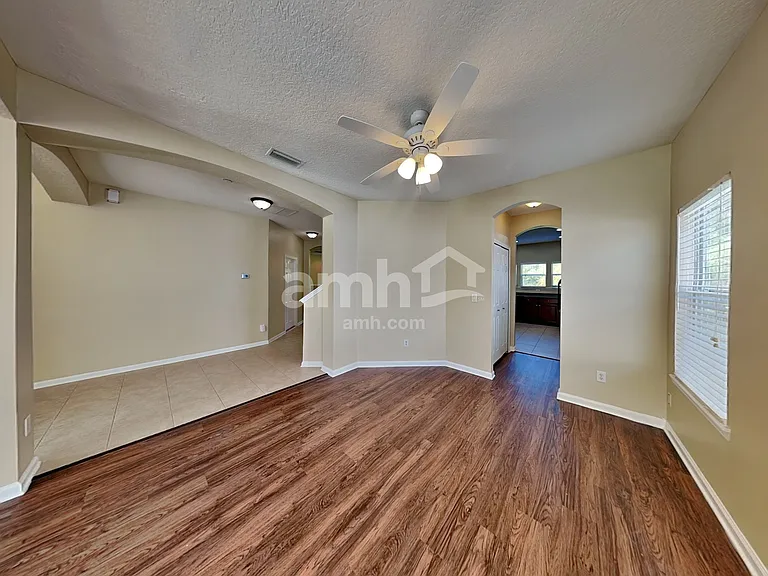729 Porto Cristo Ave — Photo 5