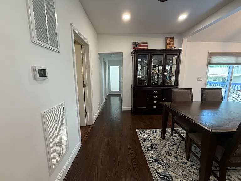 59 Lincoln Ave — Photo 5