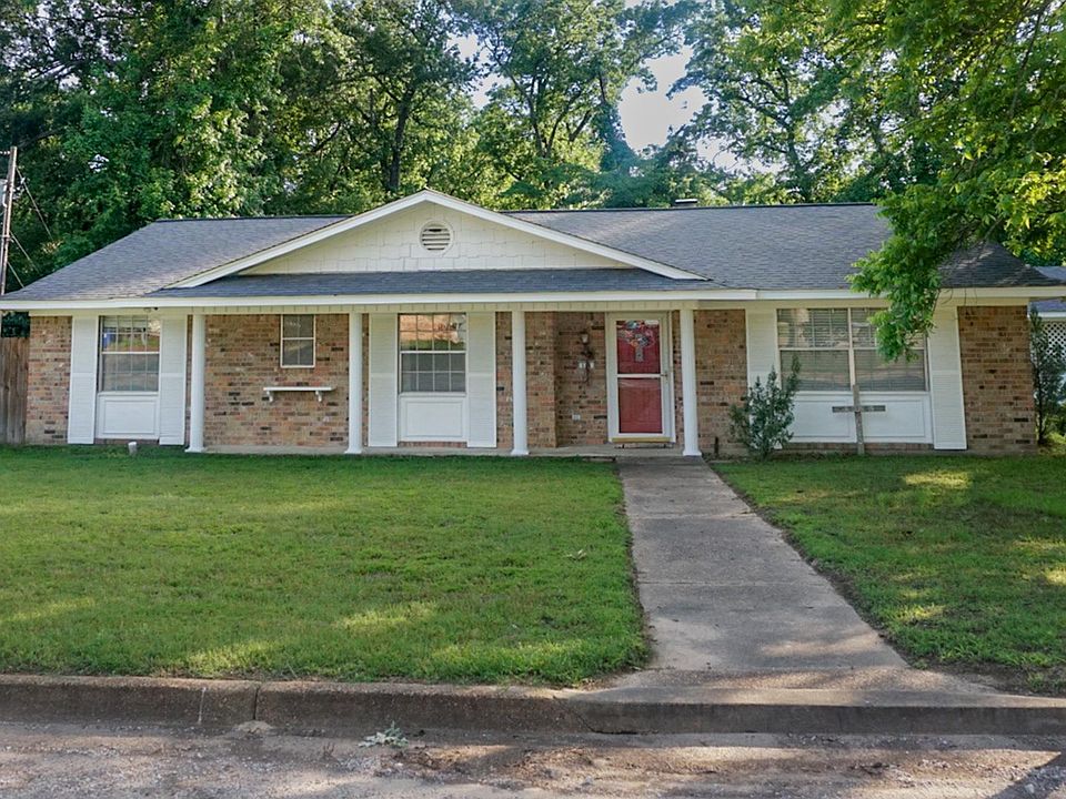 1st image of 111 Valley Ln
